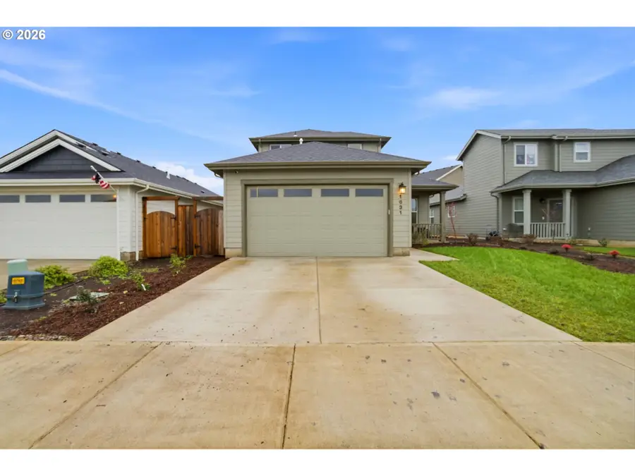 1631 SE Salmonberry Ave, Dallas, OR 97338 - #2