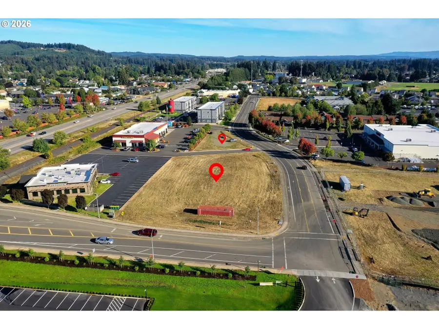 2 SE Havlick St, Scappoose, OR 97056 - #2