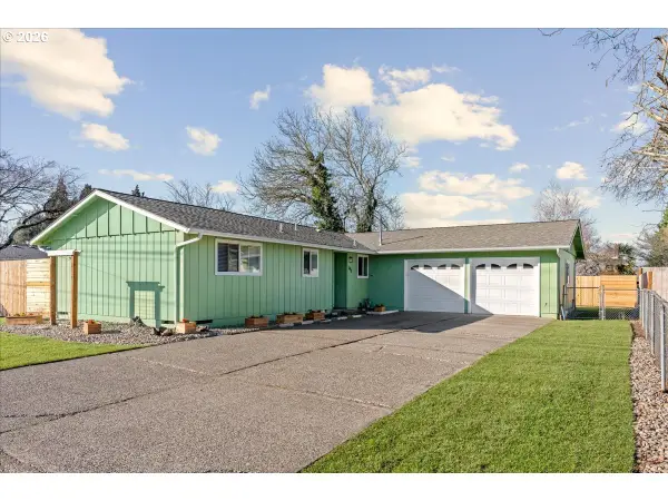 395 Stark St N, Salem, OR 97303