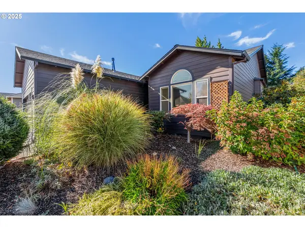 780 Henderson Rd, HoodRiver, OR 97031