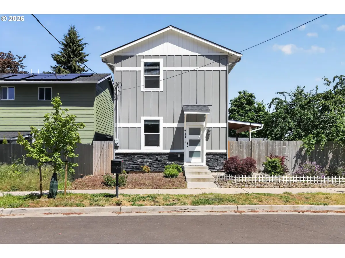 211 Ethel St, Oregon City, OR 97045 - #1
