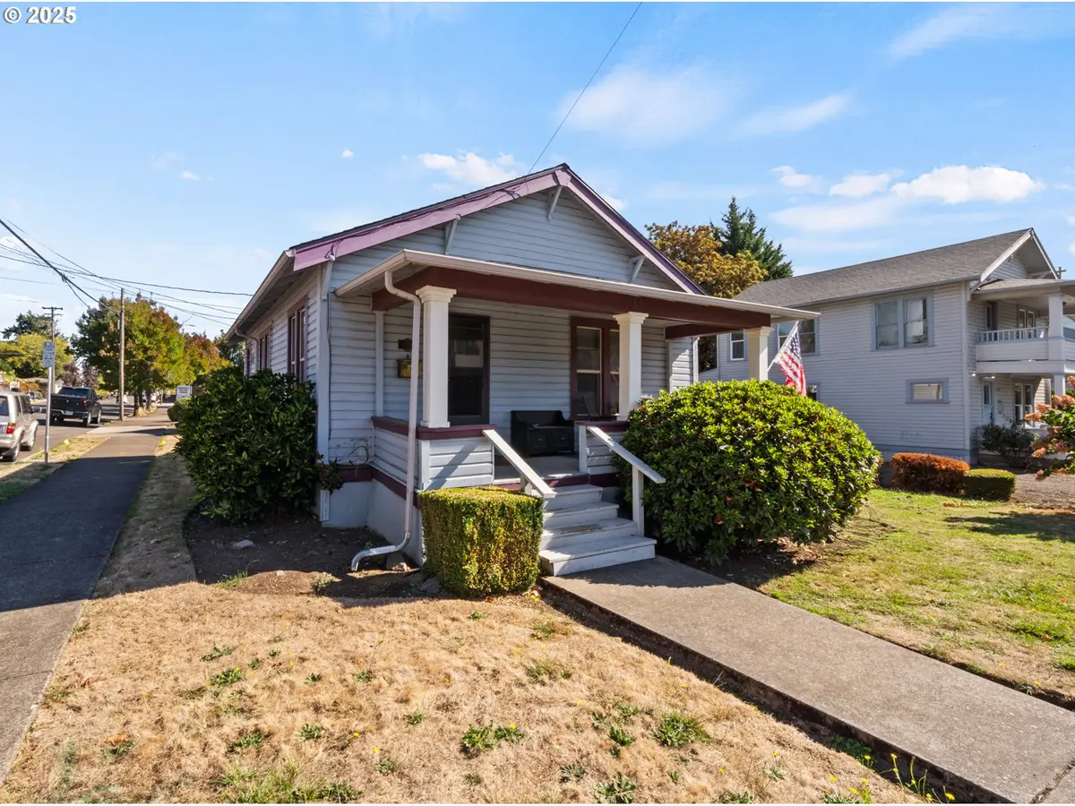 401 4th St, Oregon City, OR 97045 - Image #1