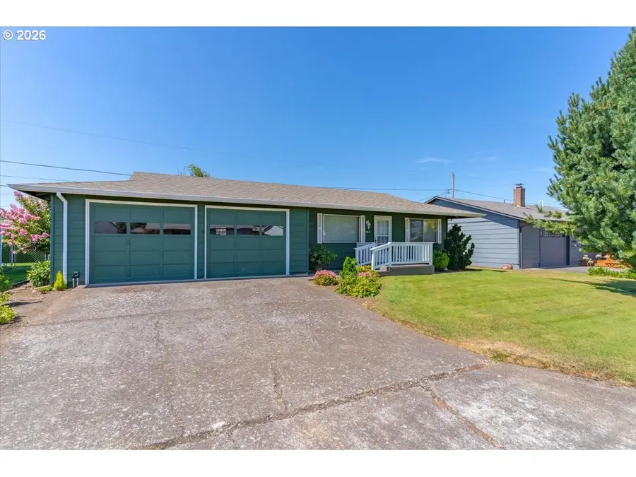 1465 Thompson Rd, Woodburn, OR 97071 - #2