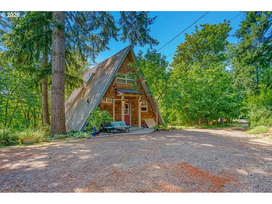252 Rock St, Silverton, OR 97381 - #2