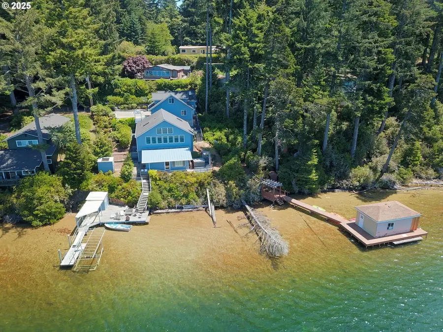 84284 Alder Dr, Florence, OR 97439 - Image #2