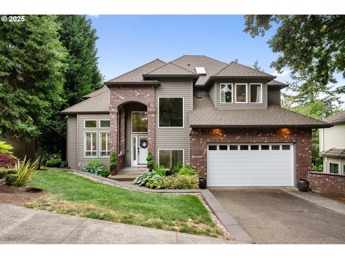 2540 Kilkenny Ct, West Linn, OR 97068 - Image #1