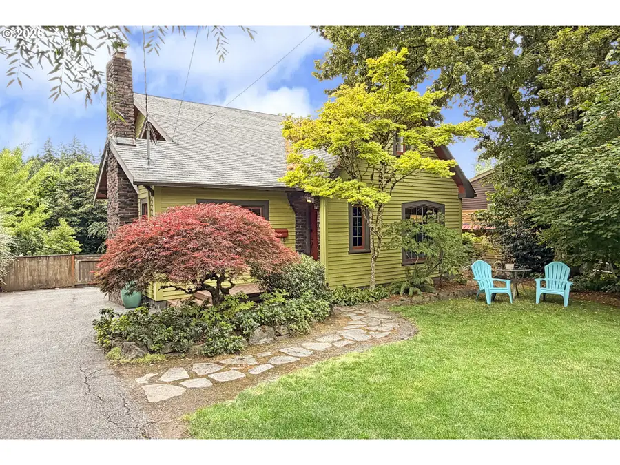 4406 SW Lobelia St, Portland, OR 97219 - #2