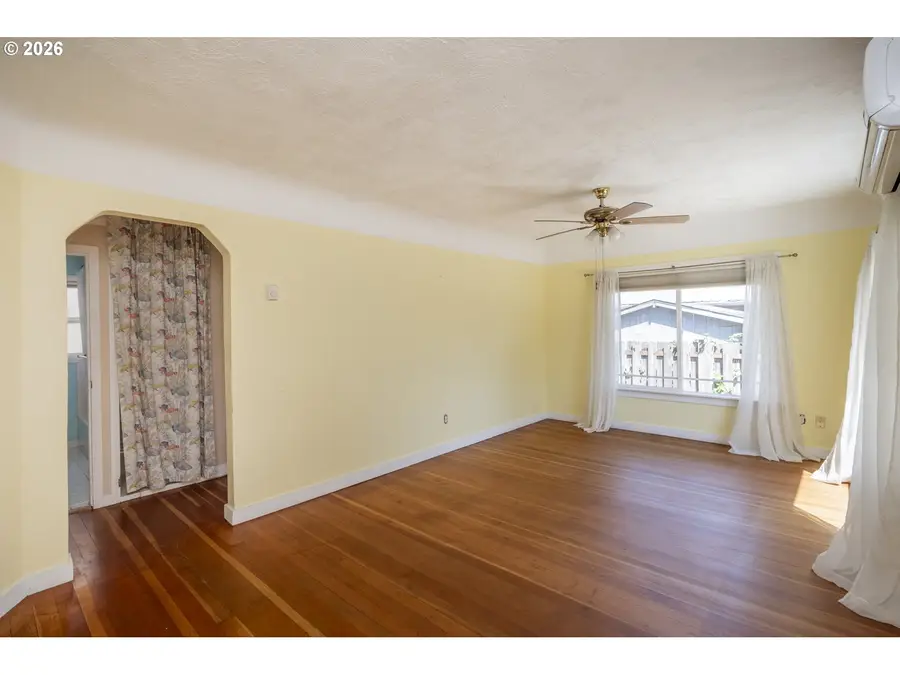6735 SE Nehalem St, Portland, OR 97206 - #3