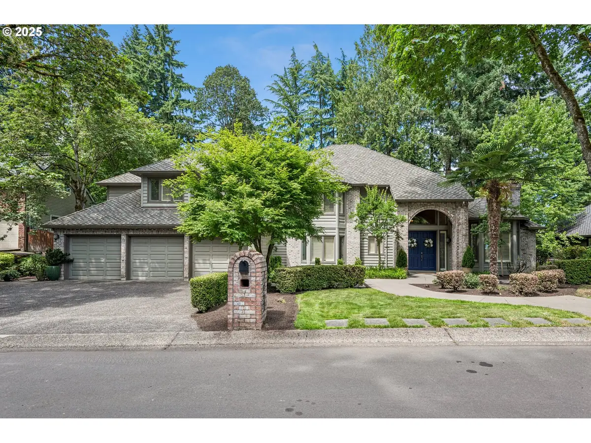 1865 Palisades Lake Ct, Lake Oswego, OR 97034 - Image #1