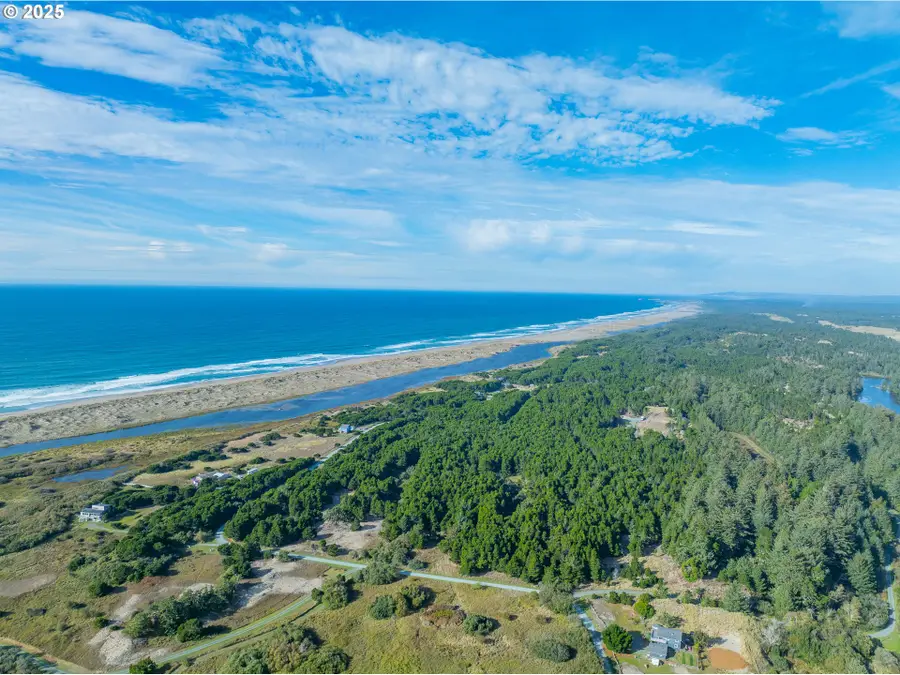 3 Lower Fourmile #1302, Bandon, OR 97411 - Image #2