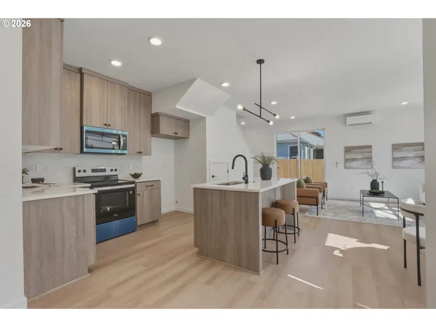 6179 N Albina Ave, Portland, OR 97217 - #2