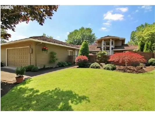 8220 SW Fairway Dr, Wilsonville, OR 97070 - #1