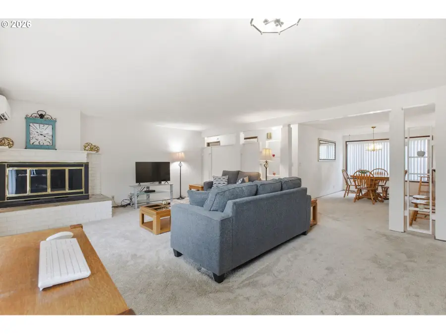 600 Cherry Dr #8, Eugene, OR 97401 - Image #2