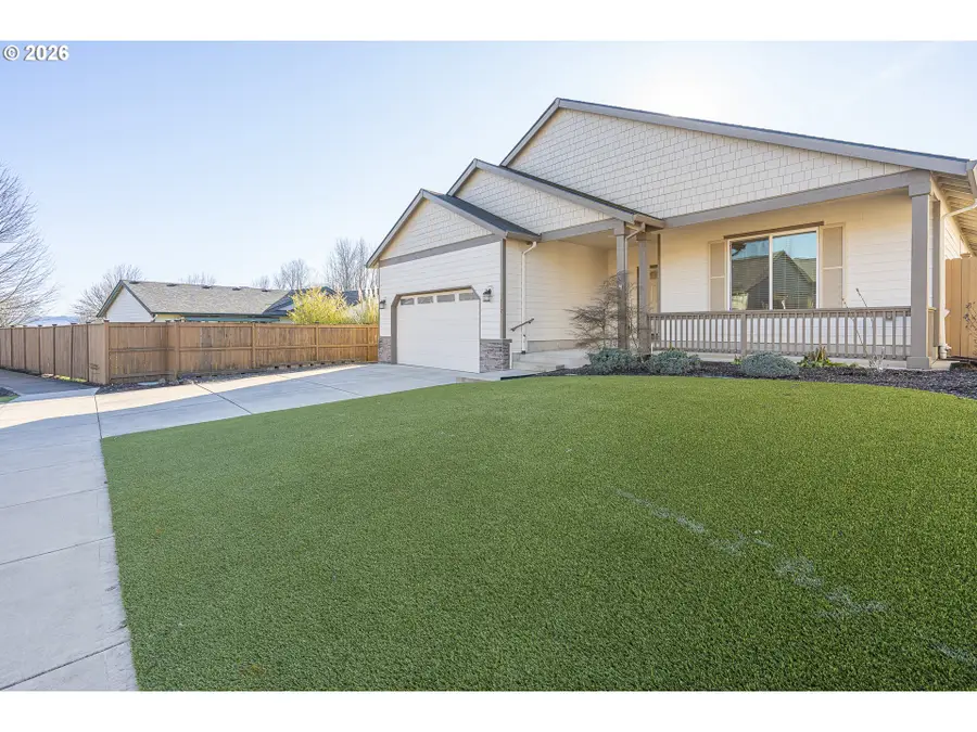 117 NW Canyon Creek Dr, McMinnville, OR 97128 - #2