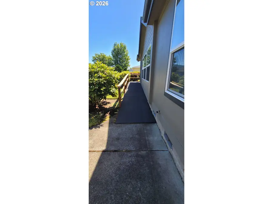3220 Crescent Ave #62, Eugene, OR 97408 - #3