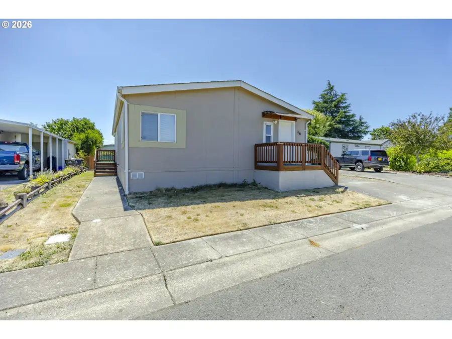 1699 N Terry St, Eugene, OR 97402 - #3