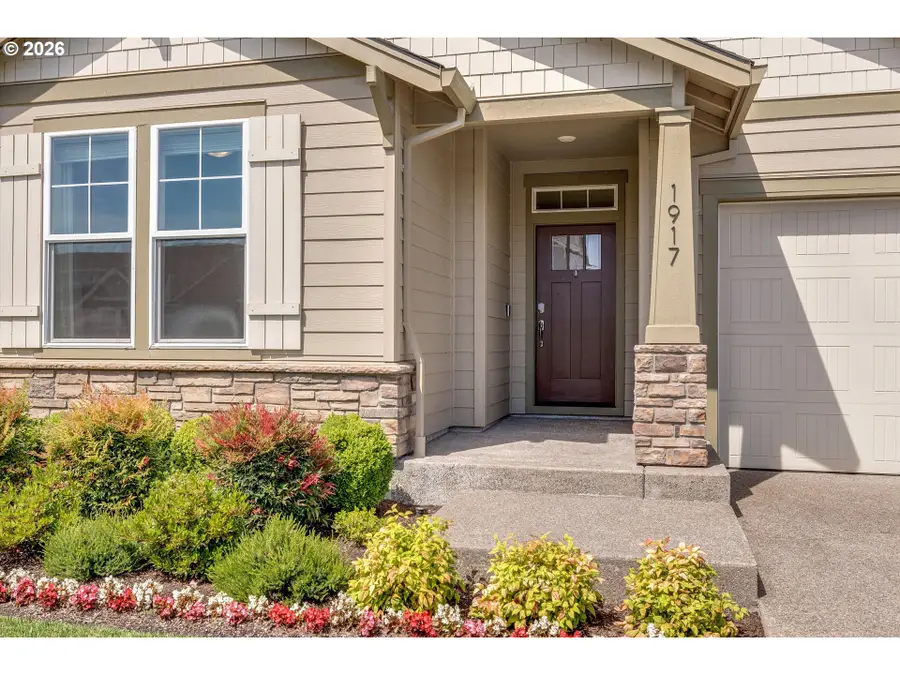 1917 N Hyssop St, Canby, OR 97013 - #2