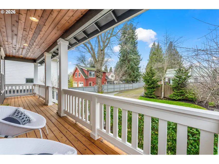 6810 SE 48th Ave, Portland, OR 97206 - #2