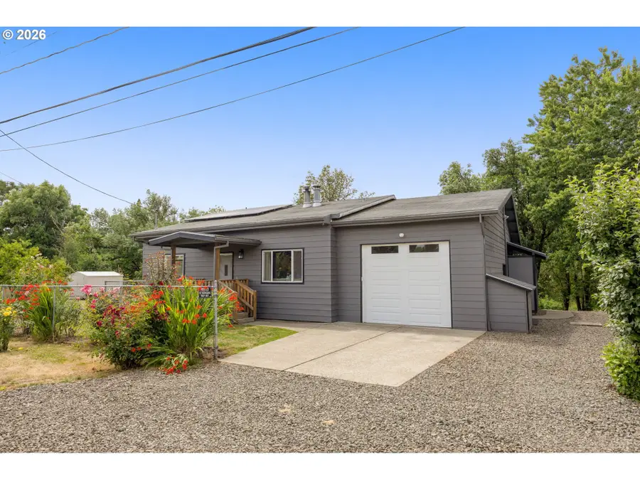 25515 SW Rainbow Ln, Hillsboro, OR 97123 - #2