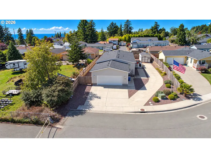 112 Alderwood Ln, Brookings, OR 97415 - #2