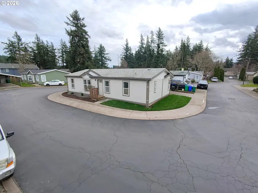 12323 SE Holgate Blvd #19, Portland, OR 97236 - #3