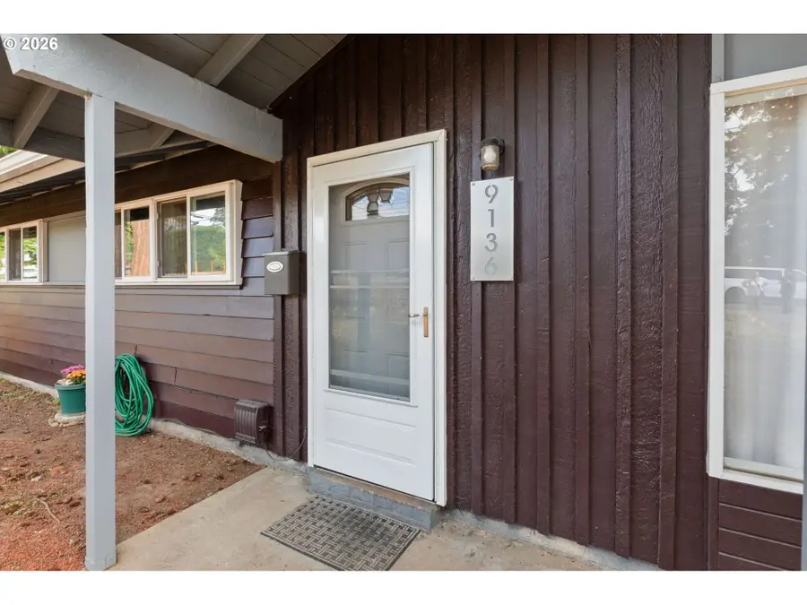 9136 SE Steele St, Portland, OR 97266 - #3