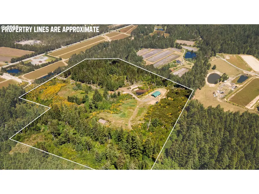 87372 Lois Ln, Bandon, OR 97411 - Image #2