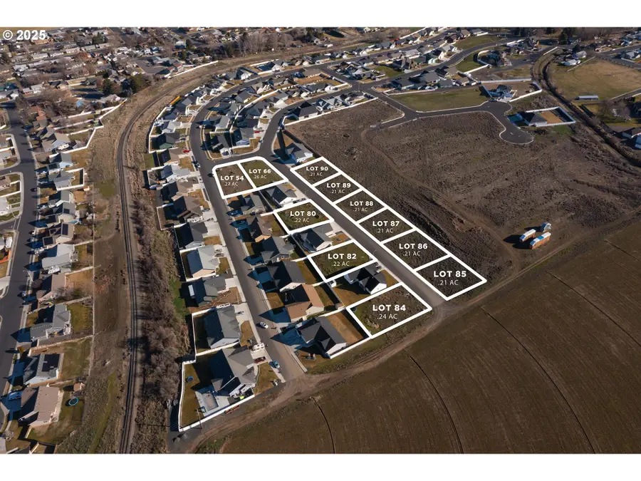 563 SW Cottonwood Dr #54, Hermiston, OR 97838 - Image #3