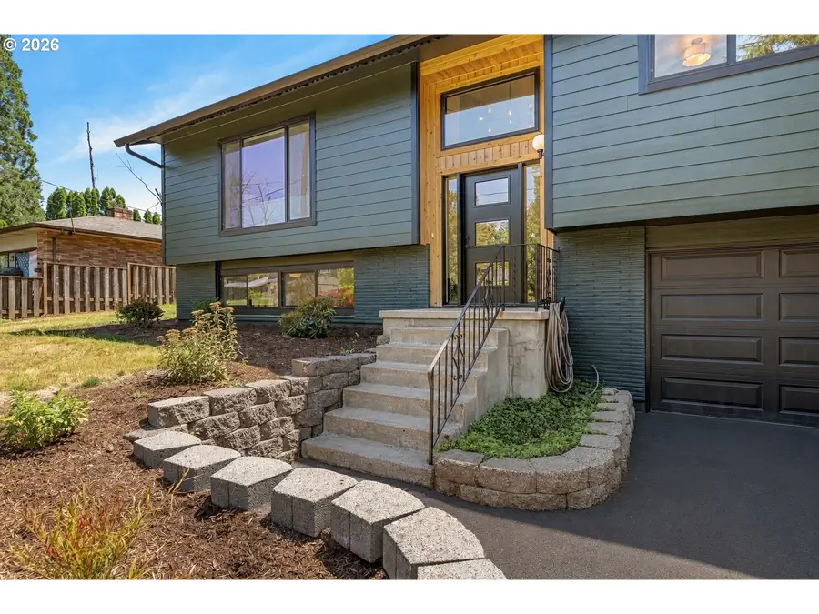 10530 SW Johnson St, Portland, OR 97223 - #3