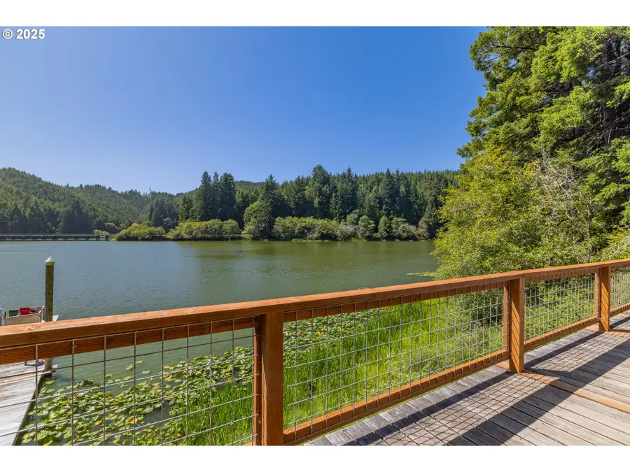 1523 N Tenmile, Lakeside, OR 97449 - Image #3
