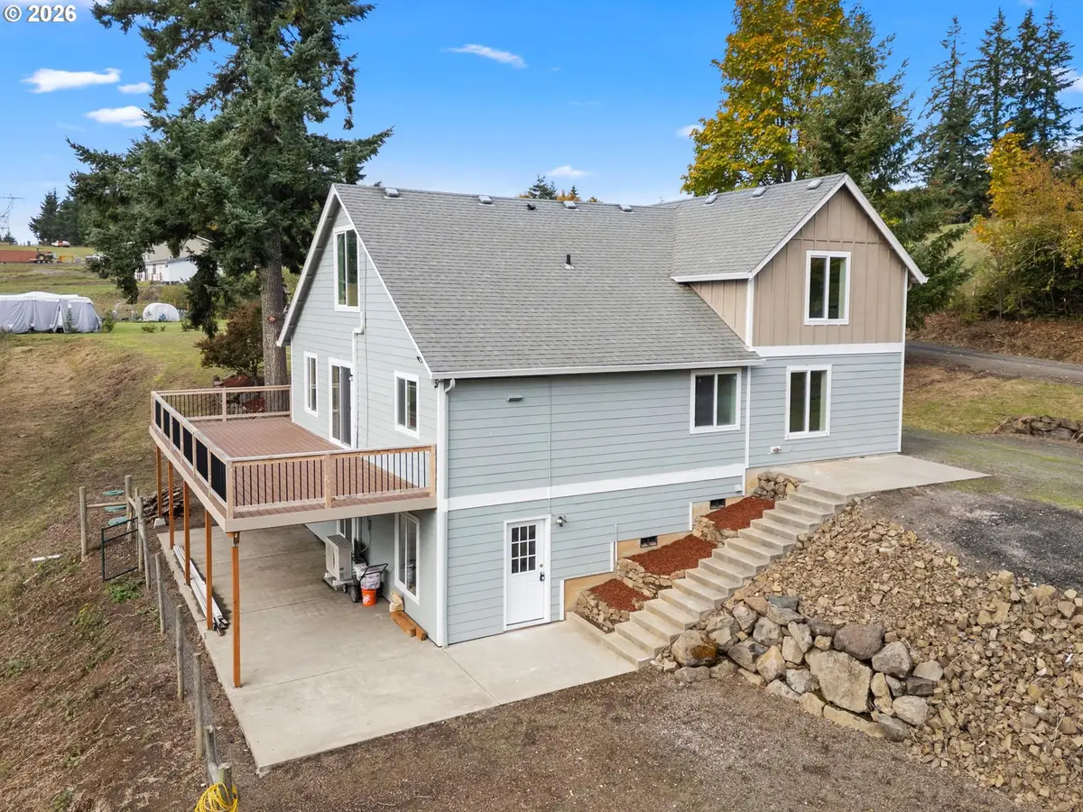 220 Hanson Rd, Kalama, WA 98625 - #1