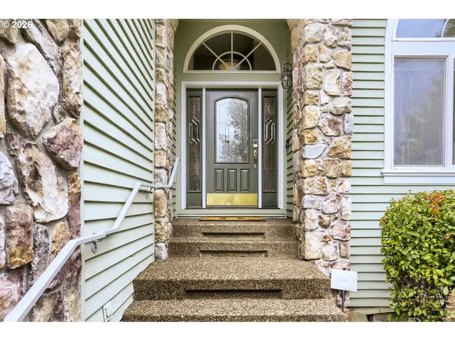 4758 NW Oakpoint Way, Portland, OR 97229 - #3