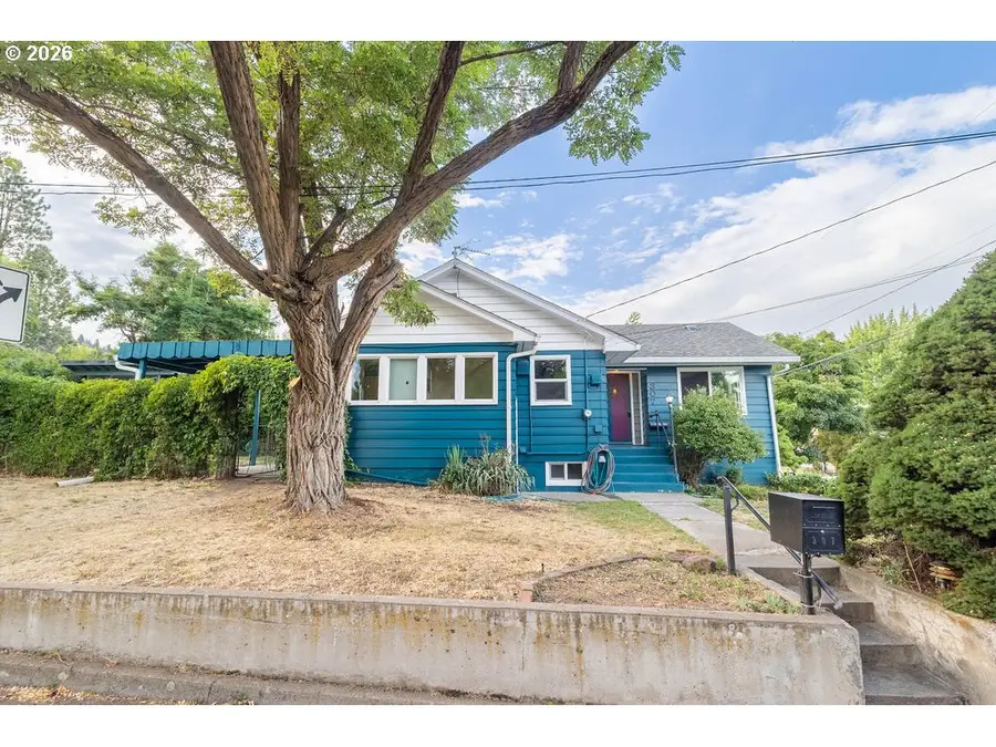 307 N Ave, La Grande, OR 97850 - #3