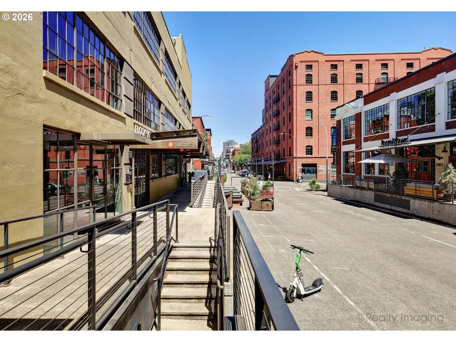 323 NW 13th Ave #411, Portland, OR 97209 - #3