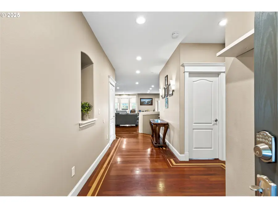 3412 NW 1st St, Gresham, OR 97030 - Image #3