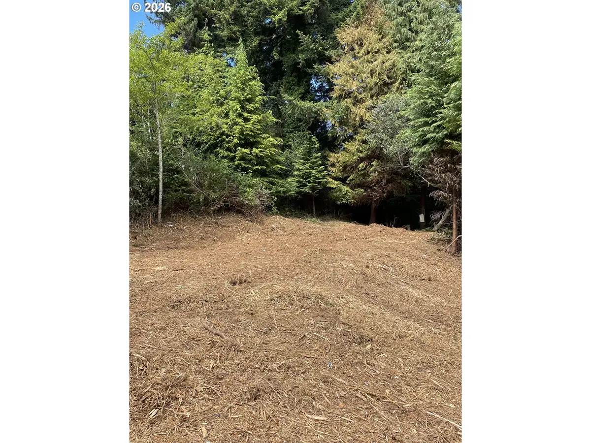 777 Lombard St, North Bend, OR 97459 - #1