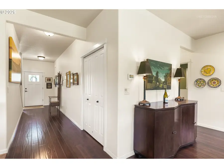 2847 Hidden Meadow Dr, McMinnville, OR 97128 - #3