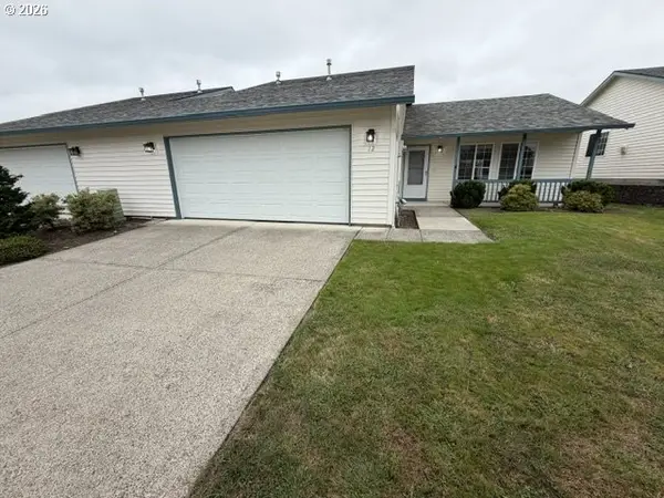 1660 N 18th St #12, Washougal, WA 98671