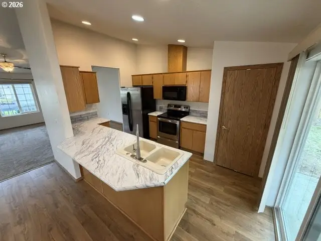 1660 N 18th St #12, Washougal, WA 98671 - #2