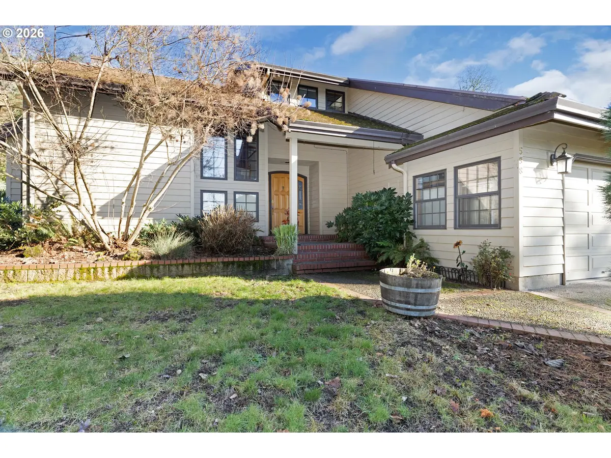 598 Winter Creek Ln, Roseburg, OR 97471 - Image #1