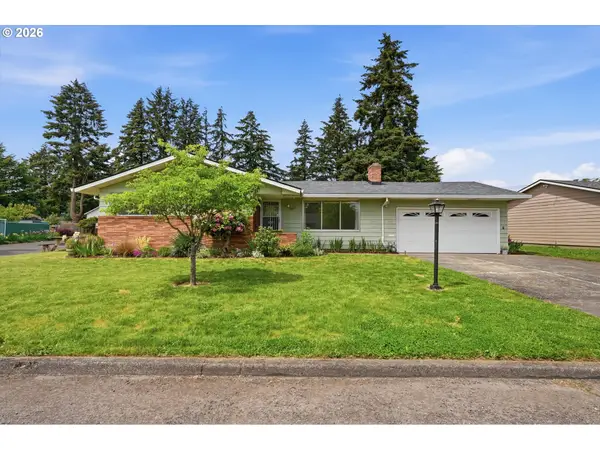 13657 SE Sherman Dr, Portland, OR 97233
