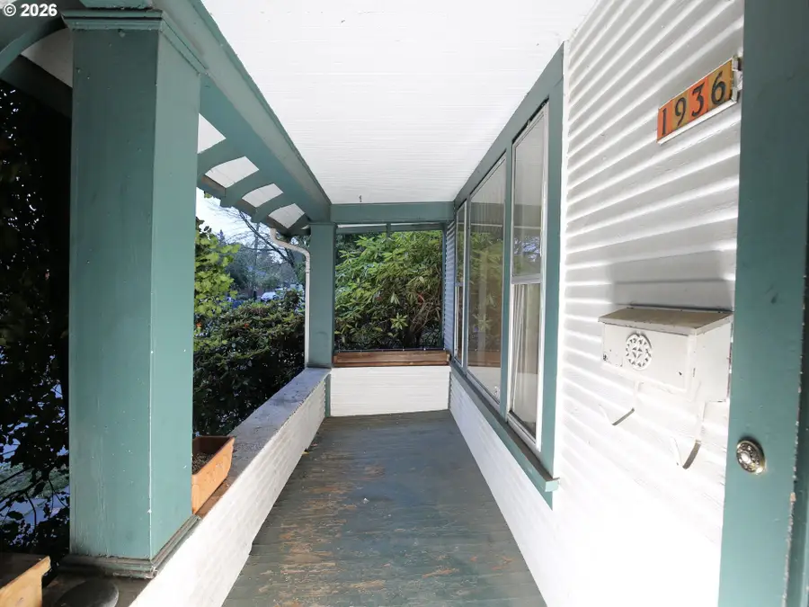 1936 SE Oak St, Portland, OR 97214 - #3