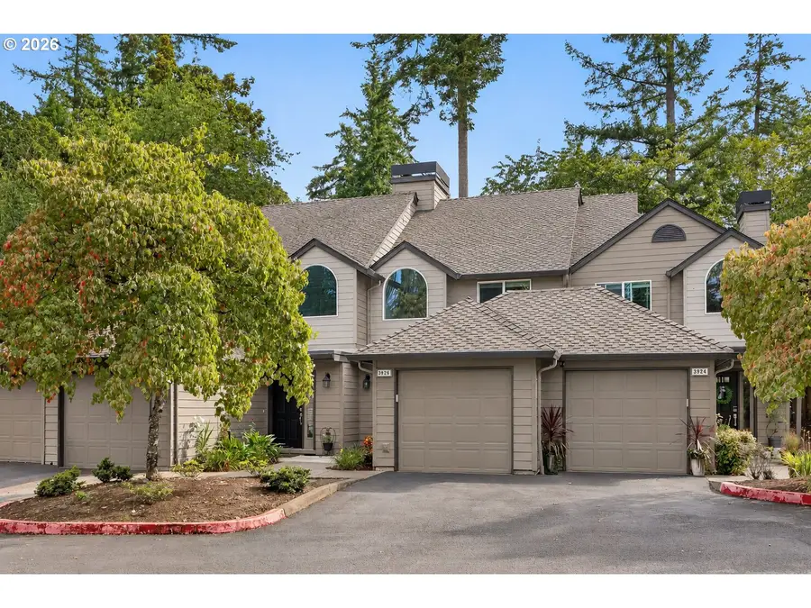 3926 Carman Dr, Lake Oswego, OR 97035 - #2