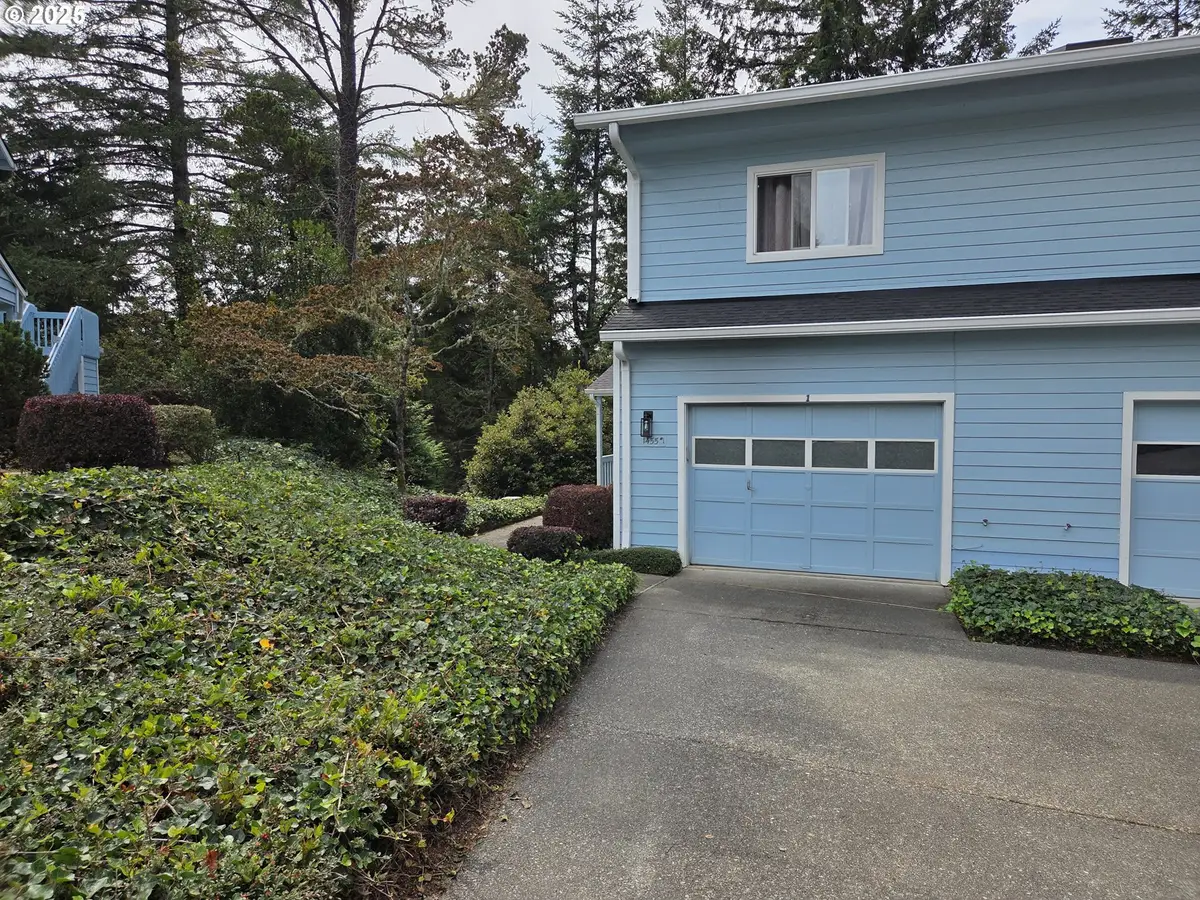 1455 Seacrest Ln #1A, Brookings, OR 97415 - Image #1