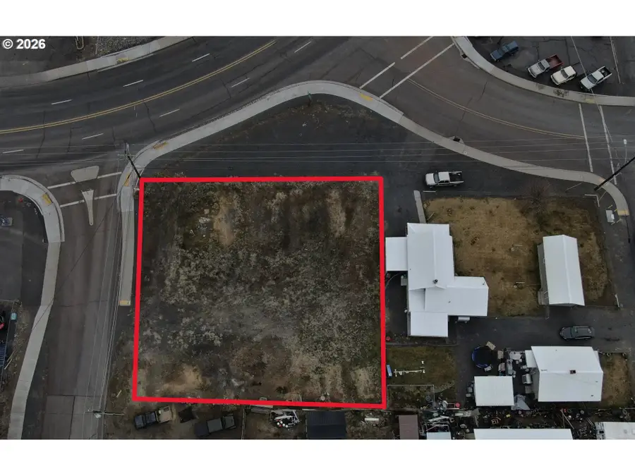 36 N Grand Ave, Burns, OR 97720 - #2