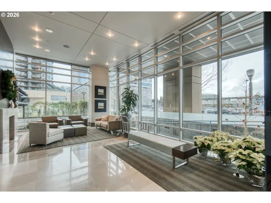 836 S Curry St #1306, Portland, OR 97239 - Image #3