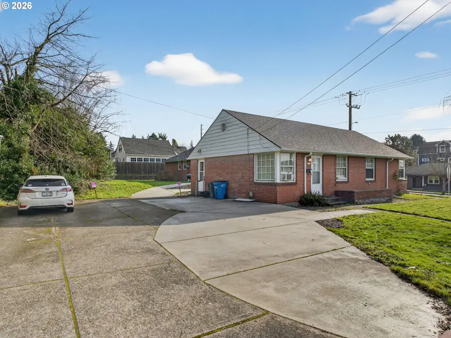 914 W 39th St, Vancouver, WA 98660 - Image #3