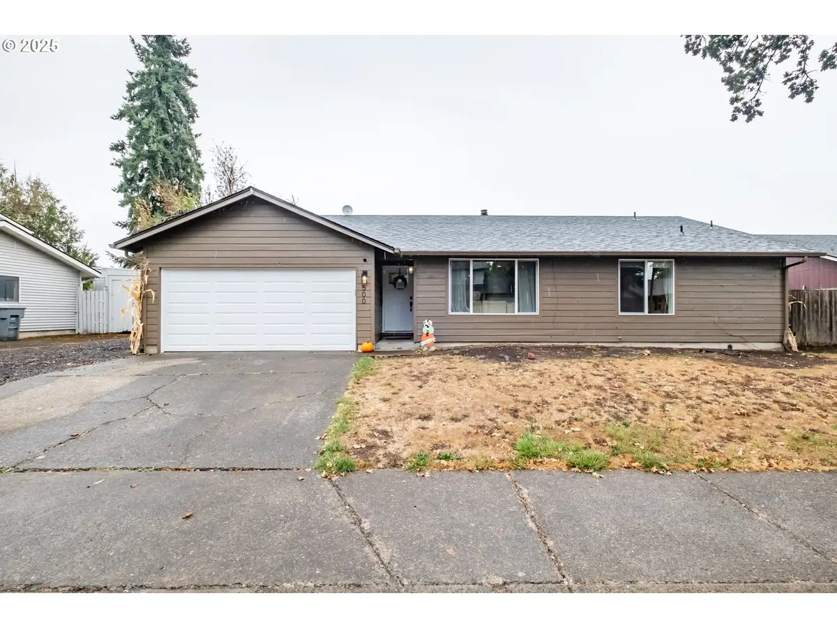 500 Angelee Ct, Lebanon, OR 97355 - Image #1