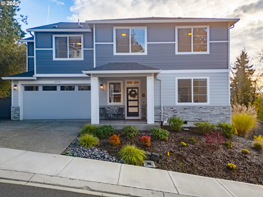 8588 SW Summit Ct, Portland, OR 97225 - Image #2