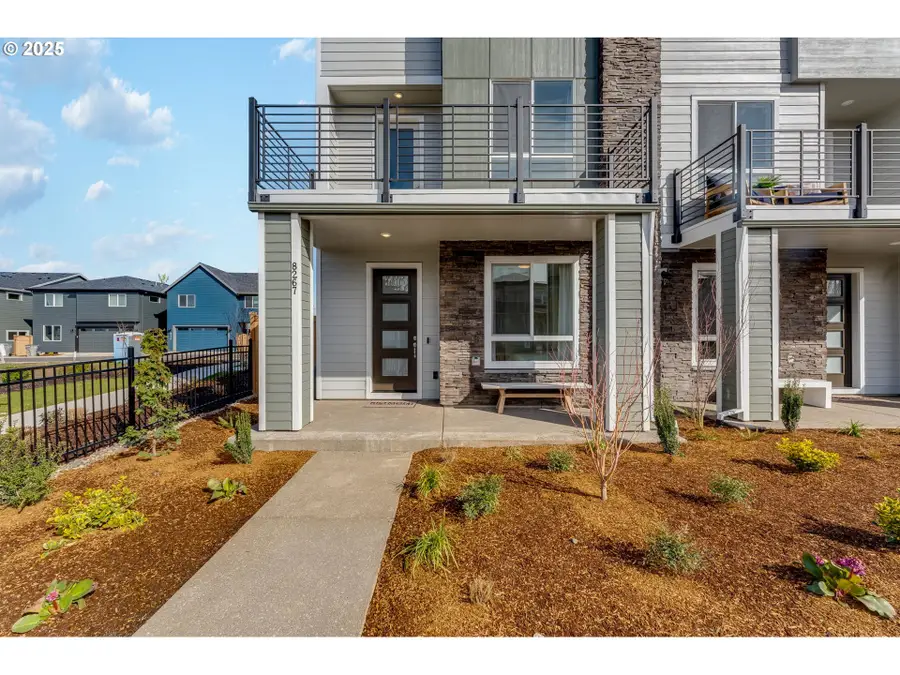 8267 SE Blanton St, Hillsboro, OR 97123 - Image #2